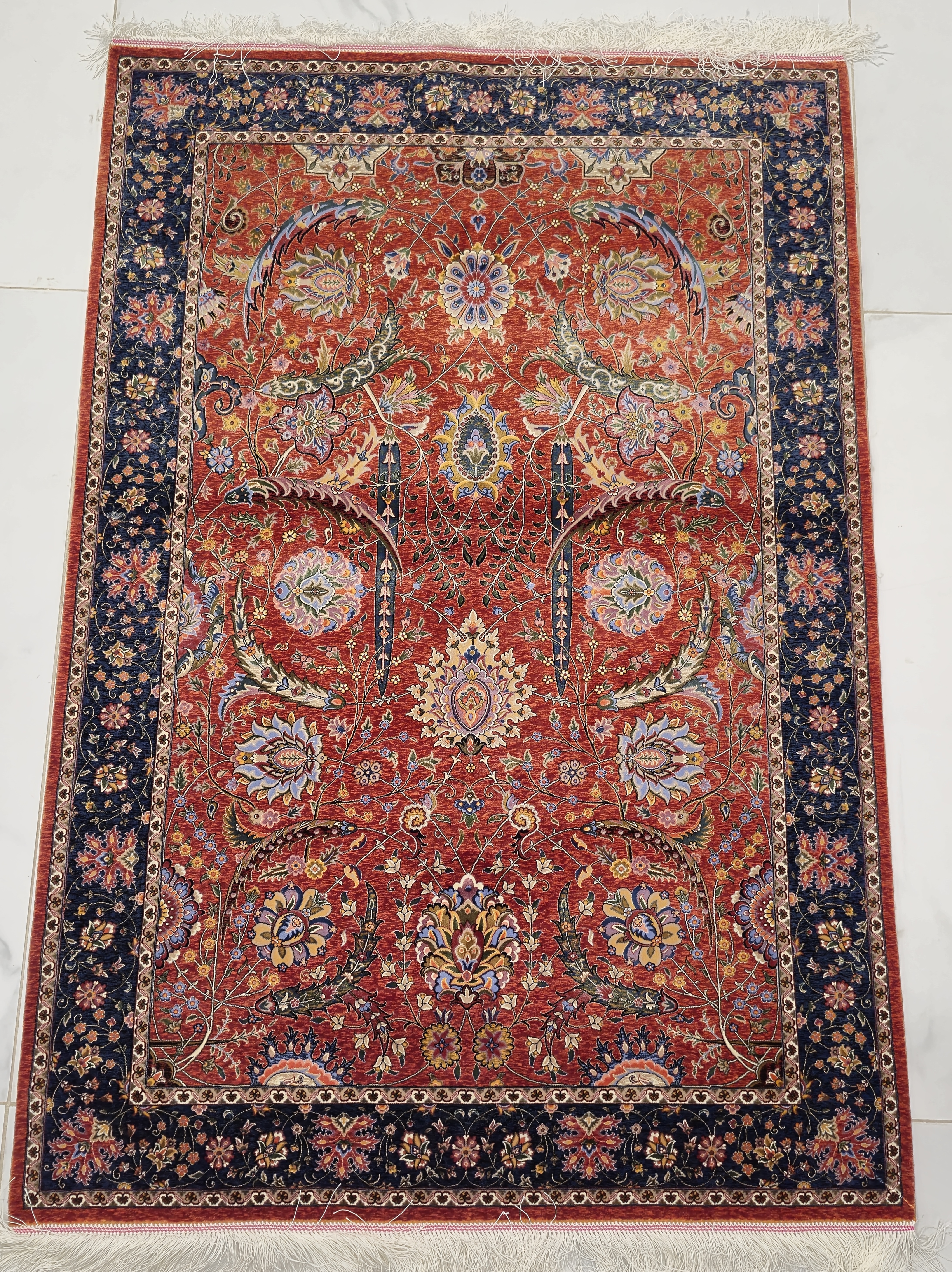 فرش تمام  ابریشم ماشینی ۱۷۰۰ شانه   1در 1.5 طرح کلارک